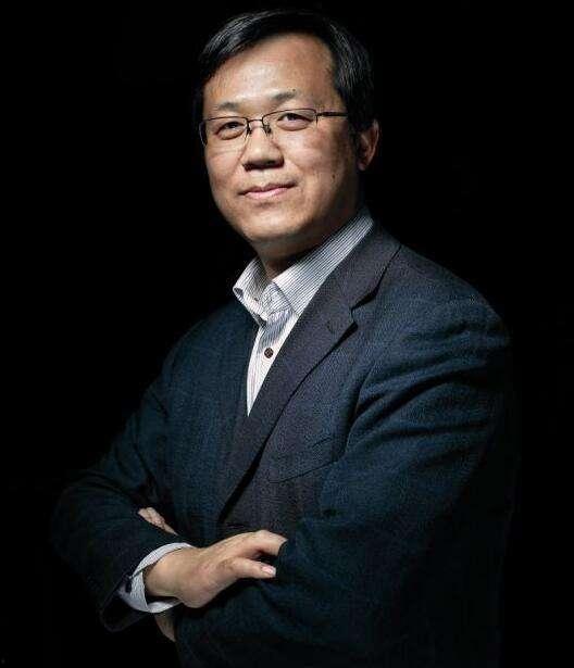 这个吃瓜进娱乐圈红了,意外踏入娱乐圈，她如何一夜爆红？